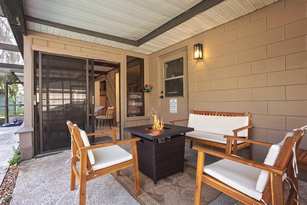 Cozy Lakefront Home W/ Pool -7 Mins From Legoland Winter Haven Bagian luar foto