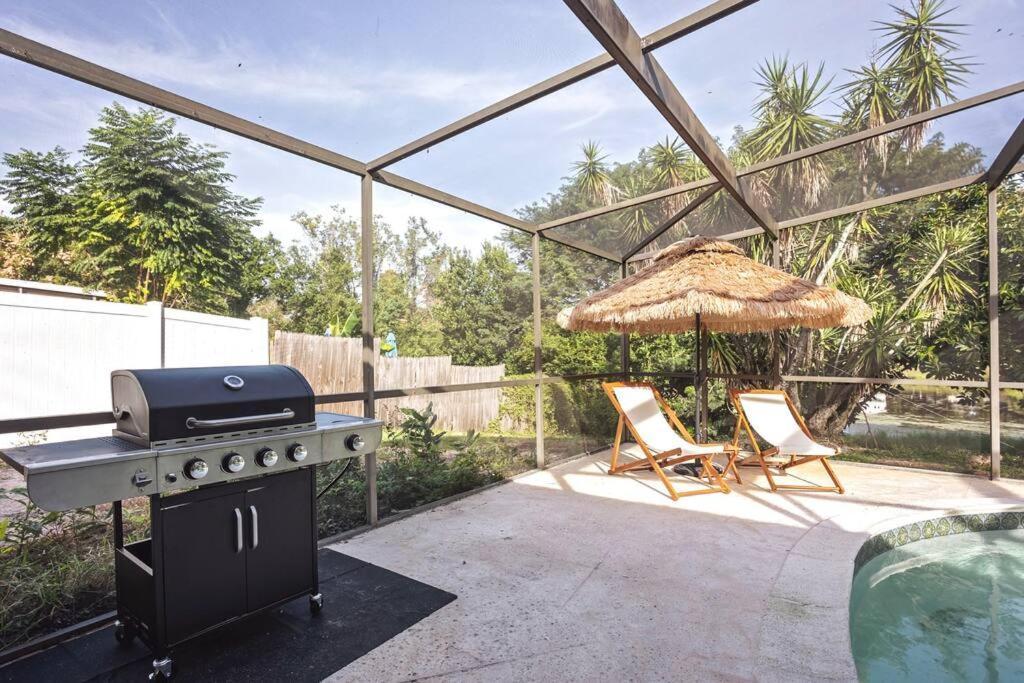 Cozy Lakefront Home W/ Pool -7 Mins From Legoland Winter Haven Bagian luar foto