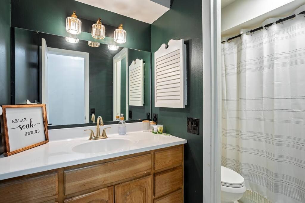 Cozy Lakefront Home W/ Pool -7 Mins From Legoland Winter Haven Bagian luar foto