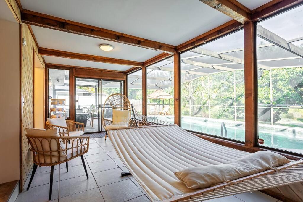 Cozy Lakefront Home W/ Pool -7 Mins From Legoland Winter Haven Bagian luar foto