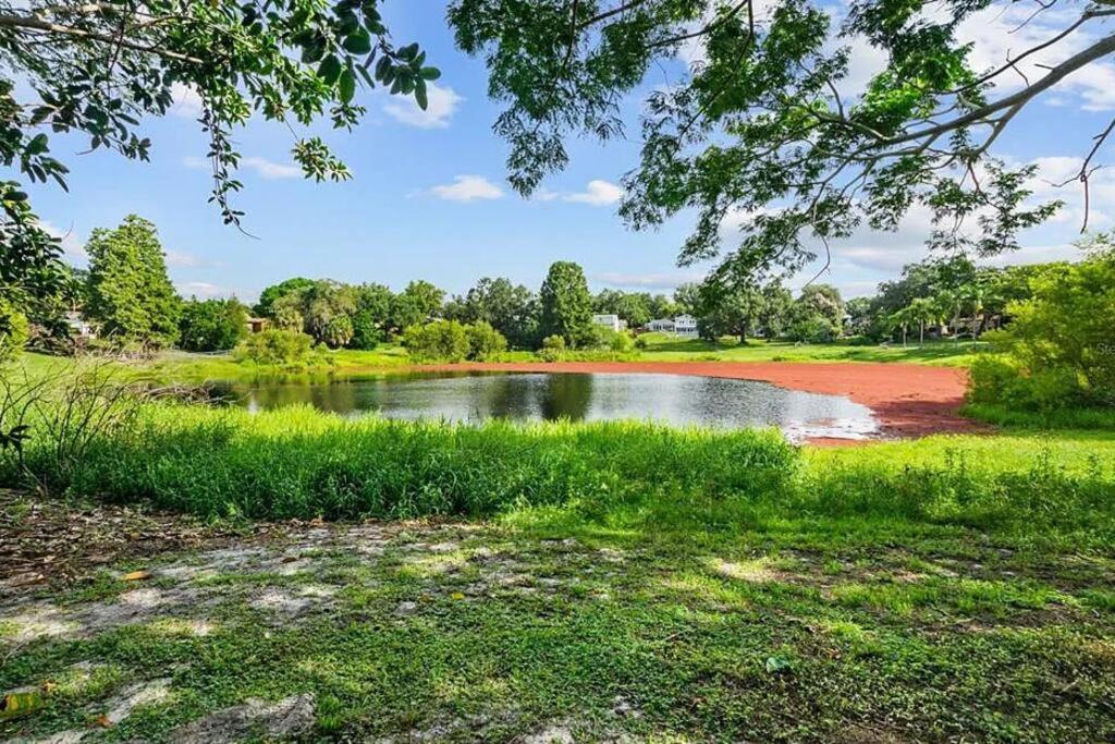 Cozy Lakefront Home W/ Pool -7 Mins From Legoland Winter Haven Bagian luar foto